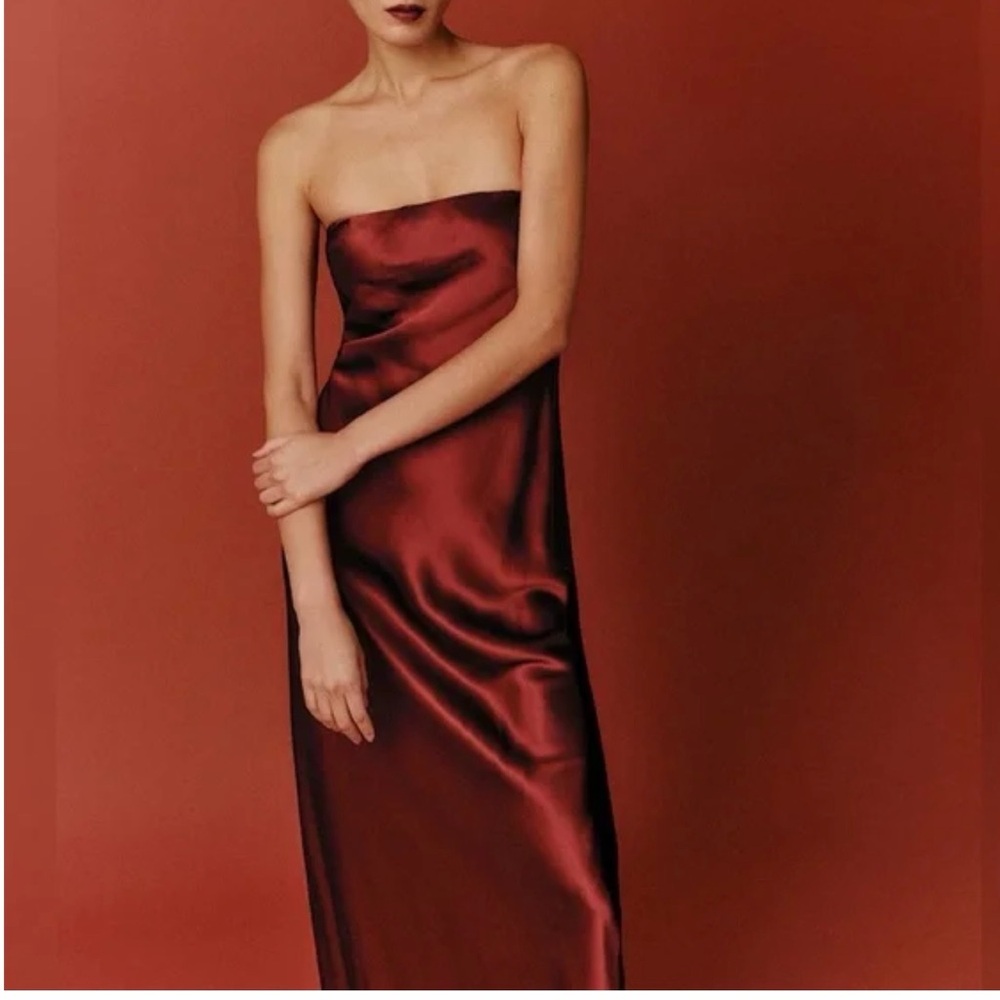 Reformation Oren Silk Dress In Romance, NWOT, NEVER WORN, NO FLAWS. - Picture 3 of 3